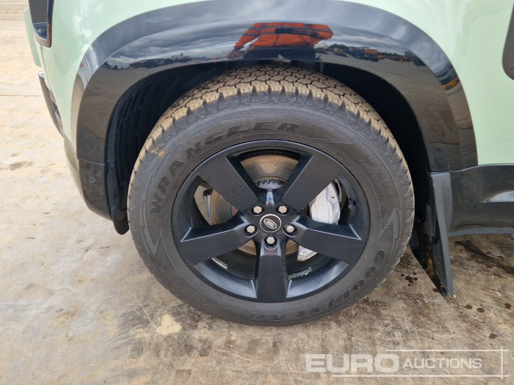 SUV 2023 Land Rover Defender 90: obrázek 9
