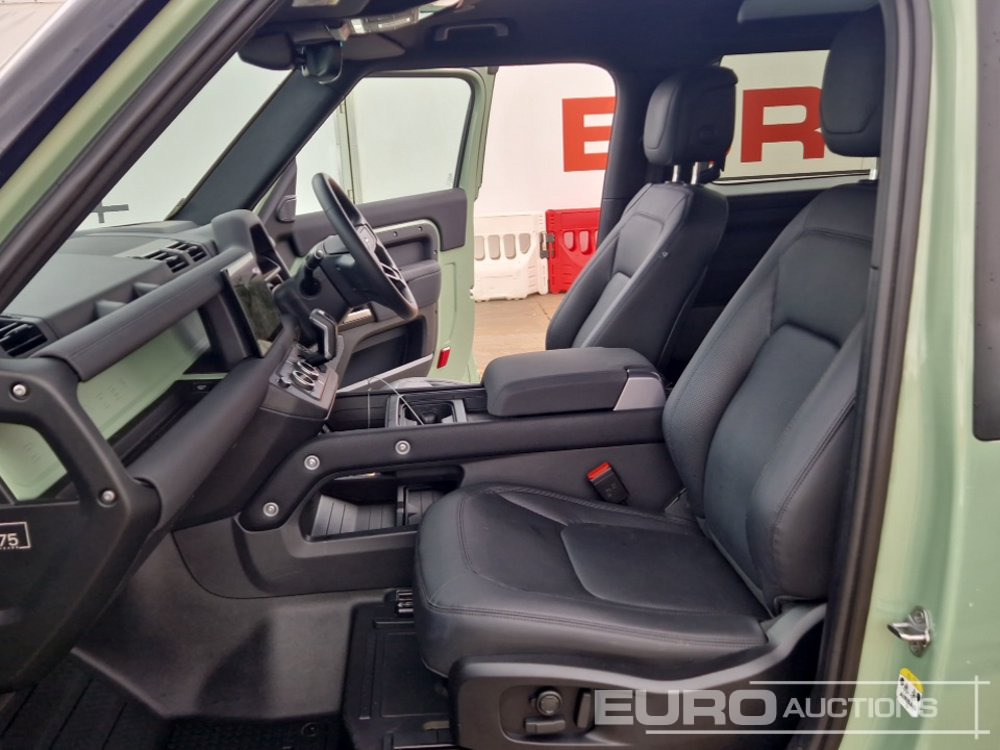 SUV 2023 Land Rover Defender 90: obrázek 26
