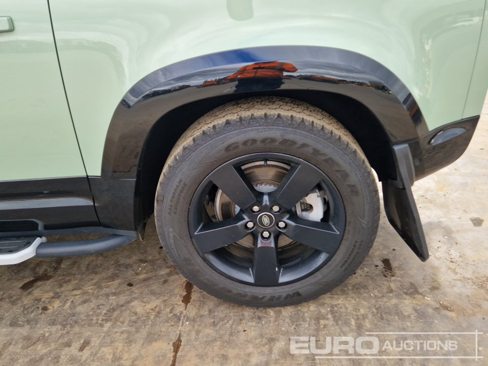 SUV 2023 Land Rover Defender 90: obrázek 10