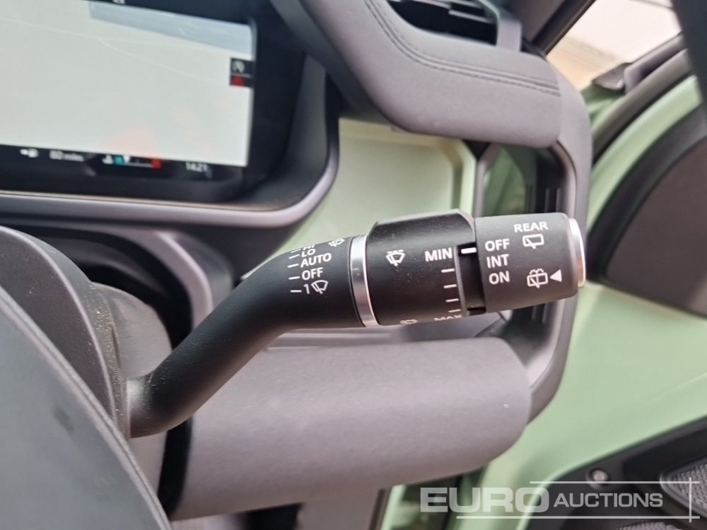SUV 2023 Land Rover Defender 90: obrázek 39