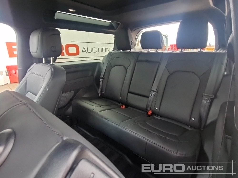 SUV 2023 Land Rover Defender 90: obrázek 25