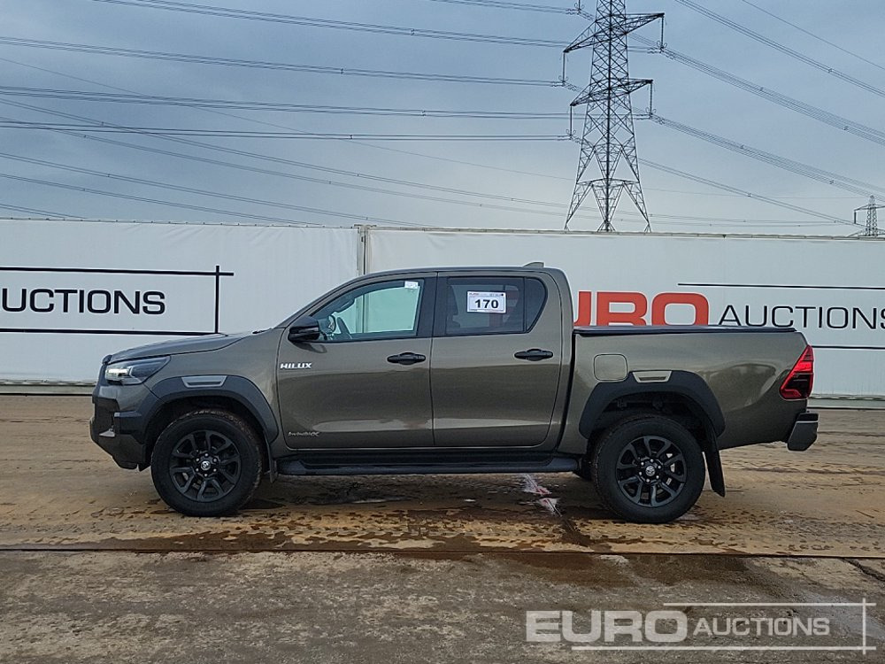2023 Toyota Hilux Invincible X - Pick-up: obrázek 2 2023 Toyota Hilux Invincible X - Pick-up: obrázek 2