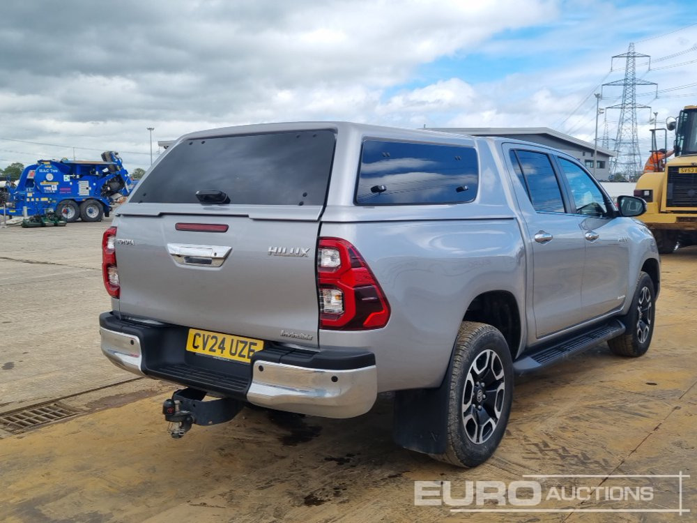 2024 Toyota Hilux X - Pick-up: obrázek 5 2024 Toyota Hilux X - Pick-up: obrázek 5