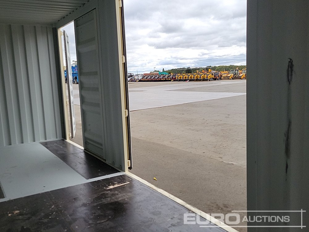 2025 40' x 8' HQ Container, 4 Side Doors, 1 End Door (Cannot Be Reconsigned) - Lodní kontejner: obrázek 4 2025 40' x 8' HQ Container, 4 Side Doors, 1 End Door (Cannot Be Reconsigned) - Lodní kontejner: obrázek 4