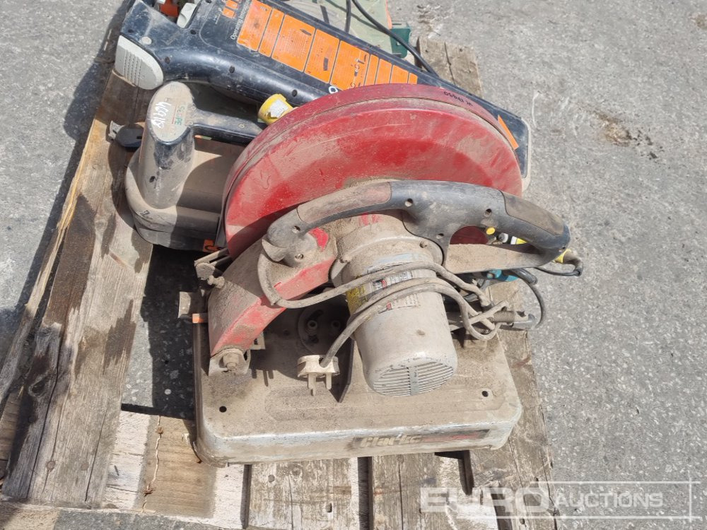230Volt Crcular Saw (2 of), Scope Radio Detector (2 of), Makita 110Volt Impact Wrench, Ryobi 230Volt Drill - Stavební zařízení: obrázek 5 230Volt Crcular Saw (2 of), Scope Radio Detector (2 of), Makita 110Volt Impact Wrench, Ryobi 230Volt Drill - Stavební zařízení: obrázek 5