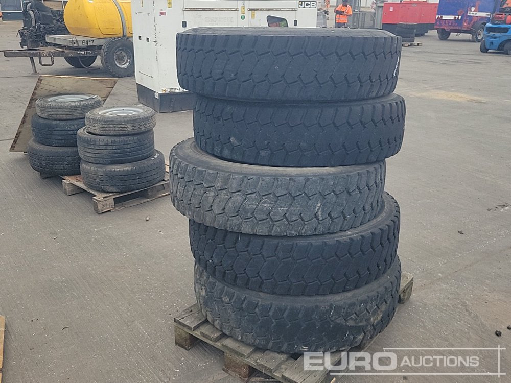 315/80-22.5 Tyre (5 of) - Pneumatiky: obrázek 3 315/80-22.5 Tyre (5 of) - Pneumatiky: obrázek 3