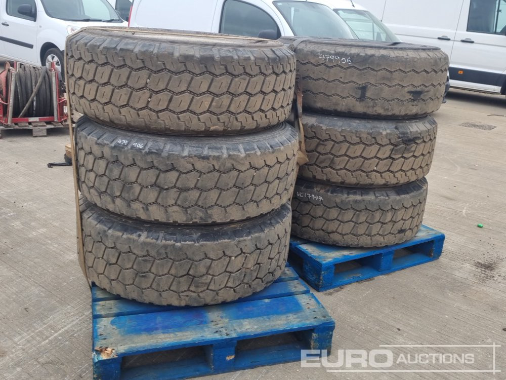 385/65-R22.5 Tyre & Rim (6 of) - Pneumatiky: obrázek 2 385/65-R22.5 Tyre & Rim (6 of) - Pneumatiky: obrázek 2