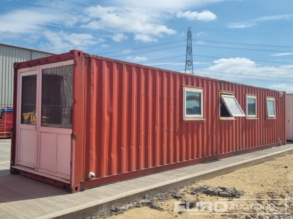 40' x 8' Shipping Container, Office, PVC Double Doors (Cannot Be Reconsigned) - Lodní kontejner: obrázek 1 40' x 8' Shipping Container, Office, PVC Double Doors (Cannot Be Reconsigned) - Lodní kontejner: obrázek 1