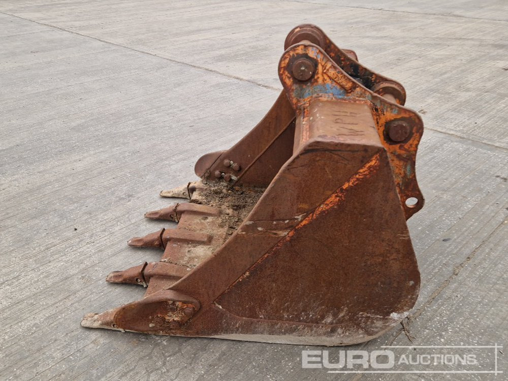 46" Digging Bucket 65mm Pin to suit 13 Ton Excavator - Lžíce: obrázek 2 46" Digging Bucket 65mm Pin to suit 13 Ton Excavator - Lžíce: obrázek 2