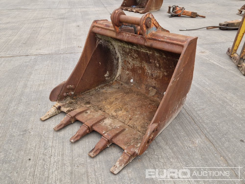46" Digging Bucket 65mm Pin to suit 13 Ton Excavator - Lžíce: obrázek 1 46" Digging Bucket 65mm Pin to suit 13 Ton Excavator - Lžíce: obrázek 1