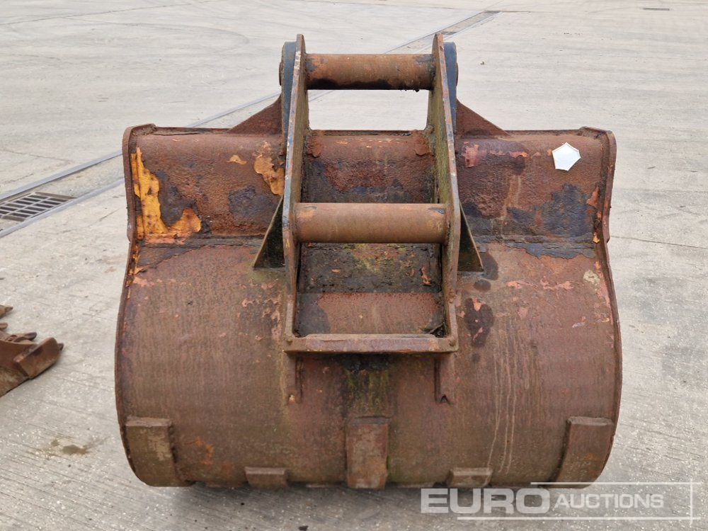 50" Digging Bucket 80mm Pin to suit 20 Ton Excavator - Lžíce: obrázek 4 50" Digging Bucket 80mm Pin to suit 20 Ton Excavator - Lžíce: obrázek 4
