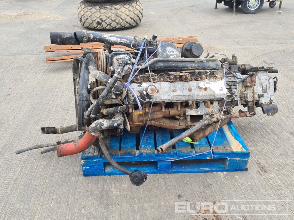 6 Cylinder Engine, Gearbox - Motor: obrázek 2 6 Cylinder Engine, Gearbox - Motor: obrázek 2