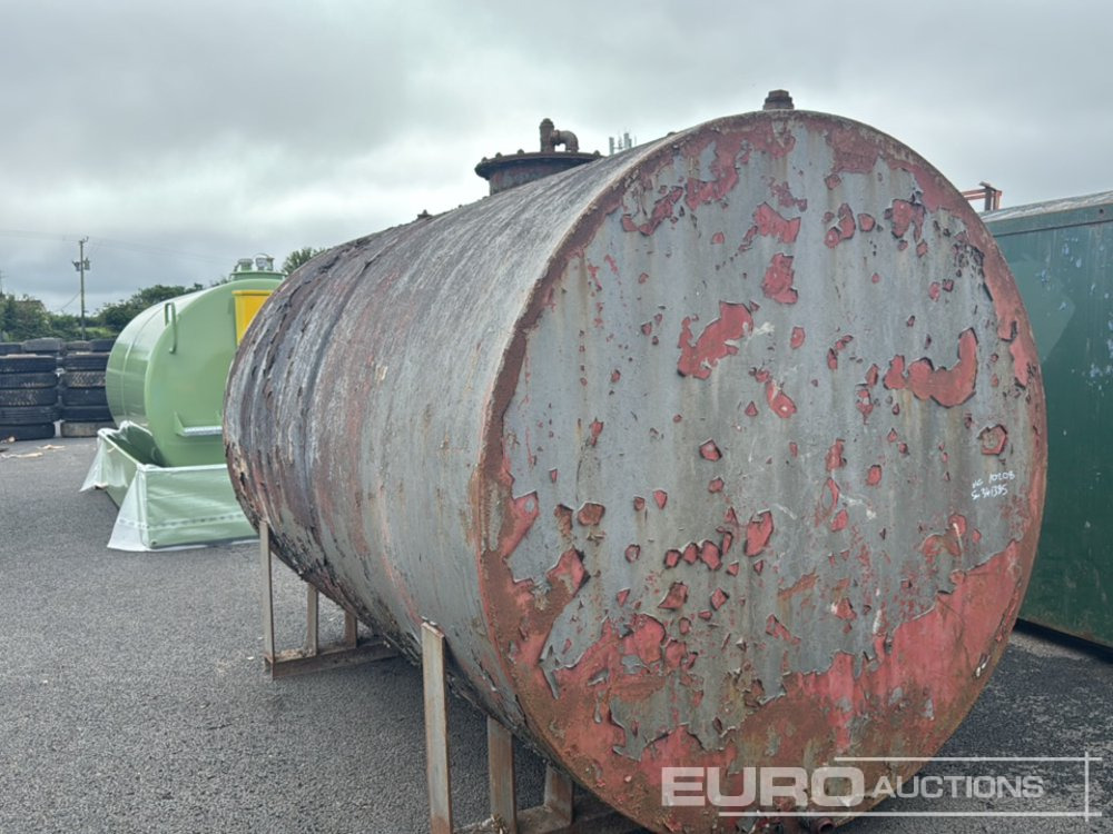 6000 Litre Steel Fuel Tank - Skladovací nádrž: obrázek 3 6000 Litre Steel Fuel Tank - Skladovací nádrž: obrázek 3