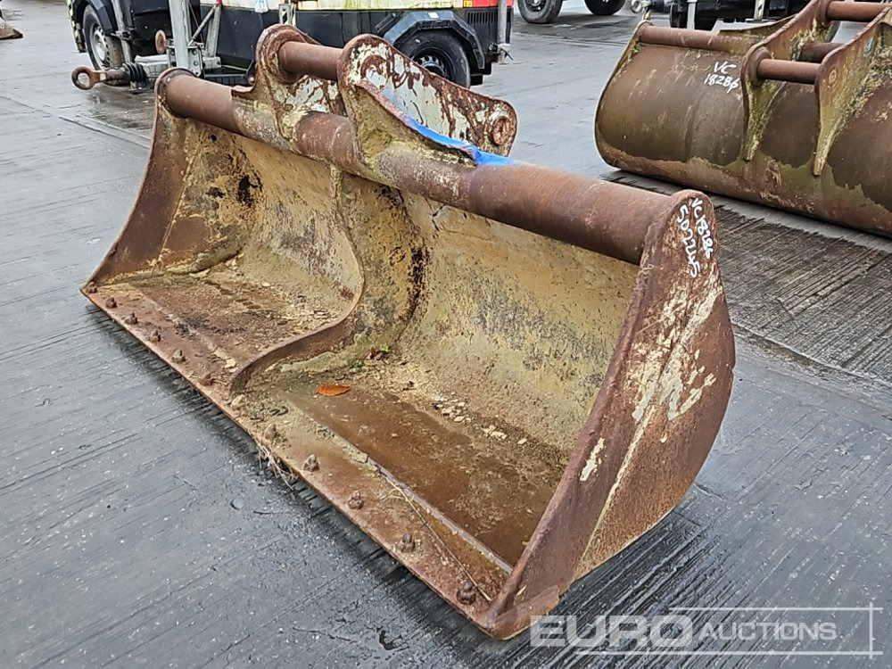 72" Ditching Bucket 65mm Pin to suit 13 Ton Excavator - Lžíce: obrázek 1 72" Ditching Bucket 65mm Pin to suit 13 Ton Excavator - Lžíce: obrázek 1