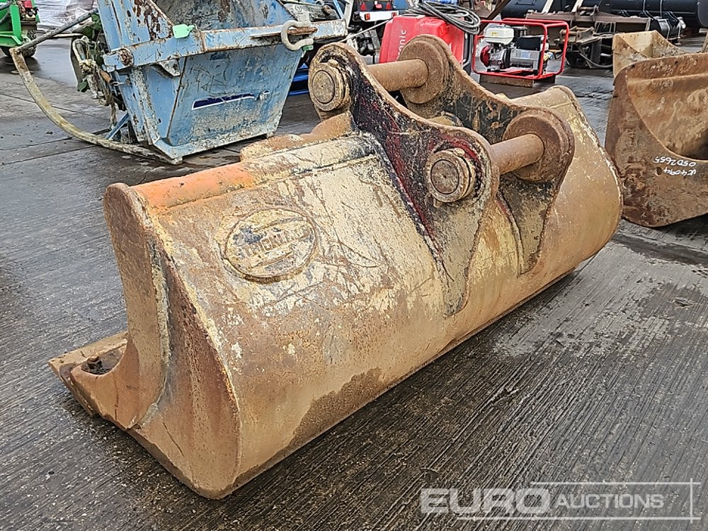 72" Ditching Bucket 80mm Pin to suit 20 Ton Excavator - Lžíce: obrázek 3 72" Ditching Bucket 80mm Pin to suit 20 Ton Excavator - Lžíce: obrázek 3