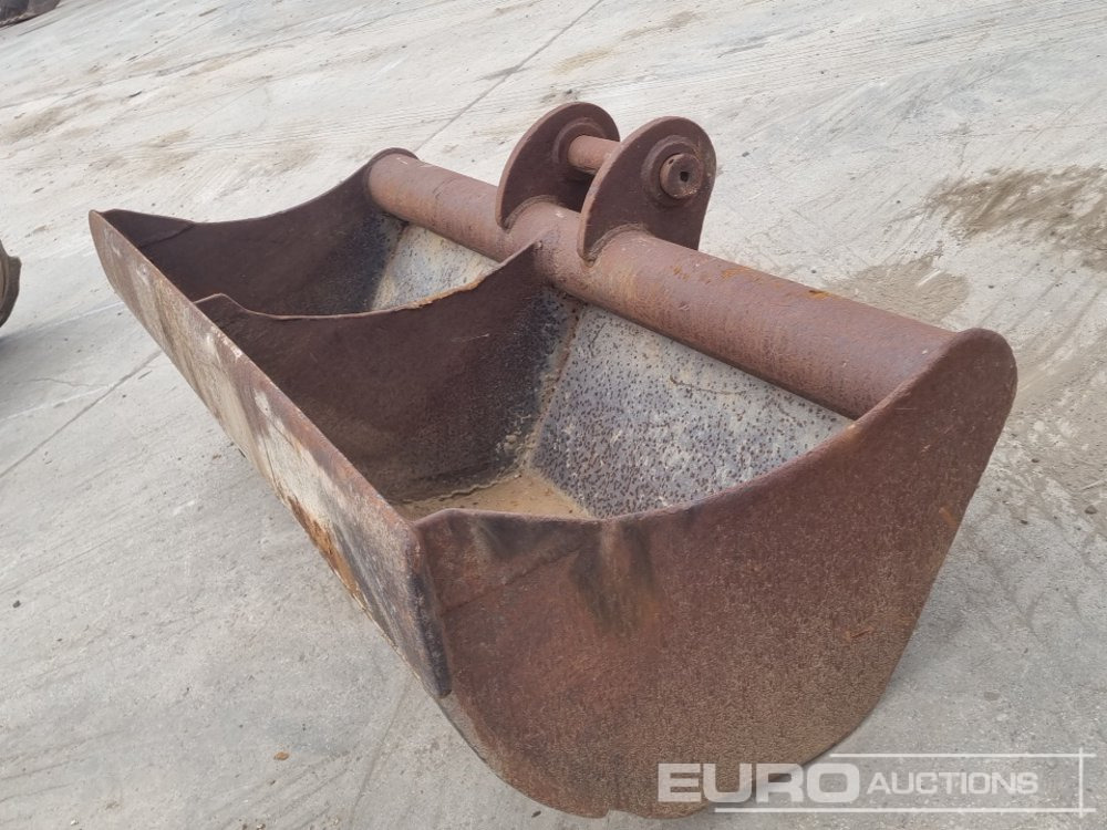 86" Ditching Bucket 80mm Pin to suit 20 Ton Excavator - Lžíce: obrázek 1 86" Ditching Bucket 80mm Pin to suit 20 Ton Excavator - Lžíce: obrázek 1