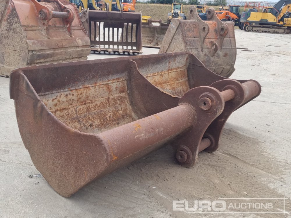 86" Ditching Bucket 80mm Pin to suit 20 Ton Excavator - Lžíce: obrázek 3 86" Ditching Bucket 80mm Pin to suit 20 Ton Excavator - Lžíce: obrázek 3