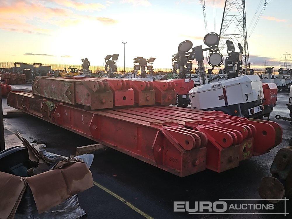 Altrad 12M x 12M Square Mammoth+ Hydraulic Frame (3 Bundles of) - Technika pro ukládaní asfaltu: obrázek 2 Altrad 12M x 12M Square Mammoth+ Hydraulic Frame (3 Bundles of) - Technika pro ukládaní asfaltu: obrázek 2