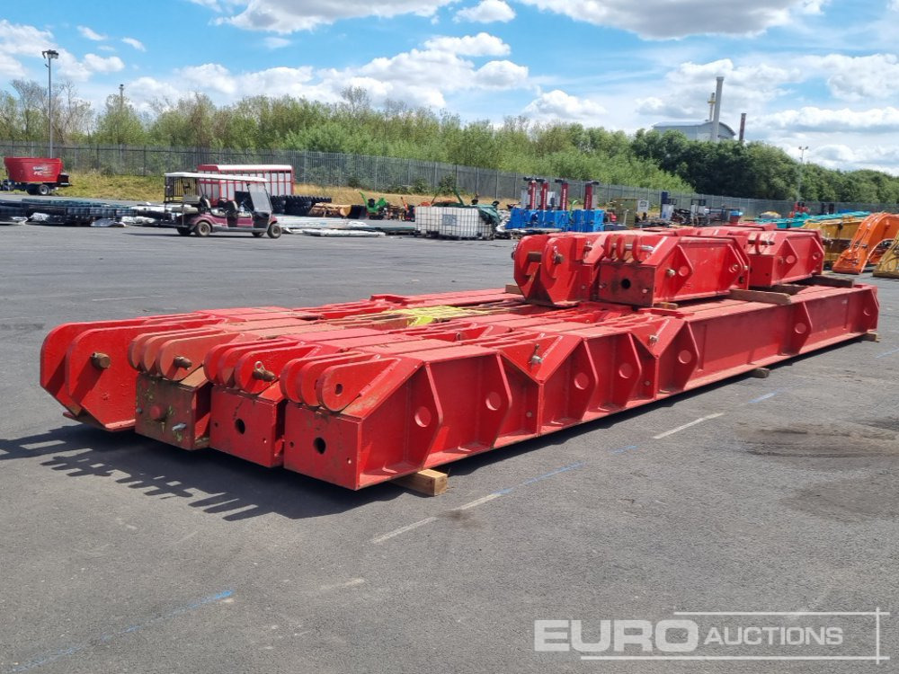 Altrad 12M x 12M Square Mammoth+ Hydraulic Frame - Technika pro ukládaní asfaltu: obrázek 3 Altrad 12M x 12M Square Mammoth+ Hydraulic Frame - Technika pro ukládaní asfaltu: obrázek 3