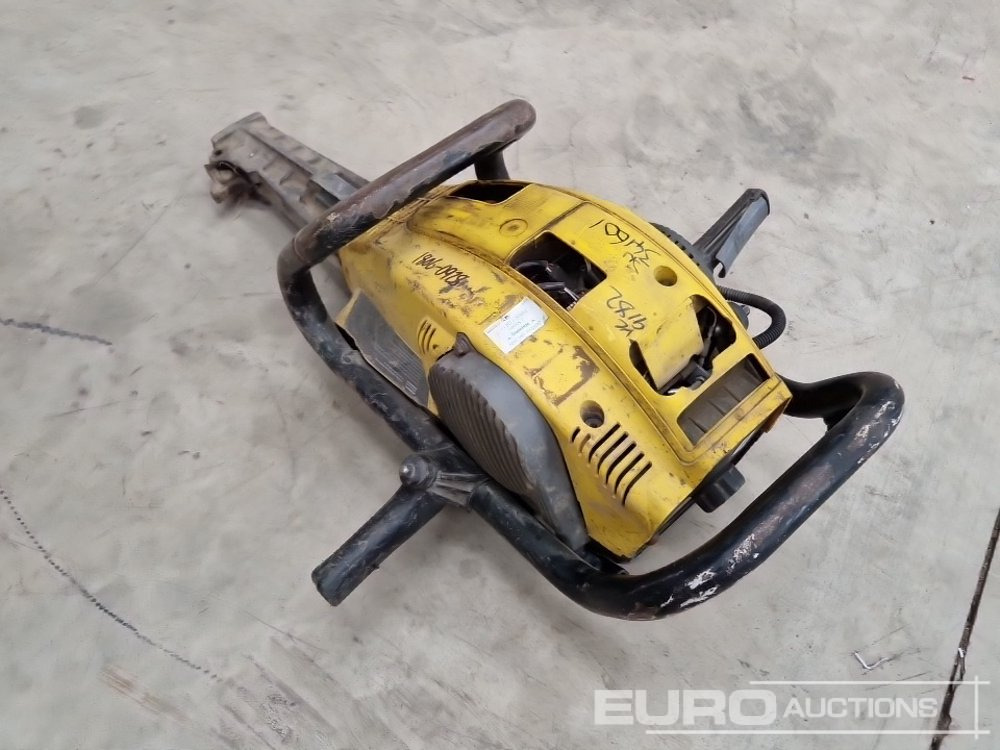Atlas Copco Cobra Pro - Technika pro ukládaní asfaltu: obrázek 3 Atlas Copco Cobra Pro - Technika pro ukládaní asfaltu: obrázek 3