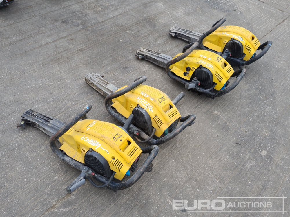 Atlas Copco Cobra Pro - Technika pro ukládaní asfaltu: obrázek 3 Atlas Copco Cobra Pro - Technika pro ukládaní asfaltu: obrázek 3