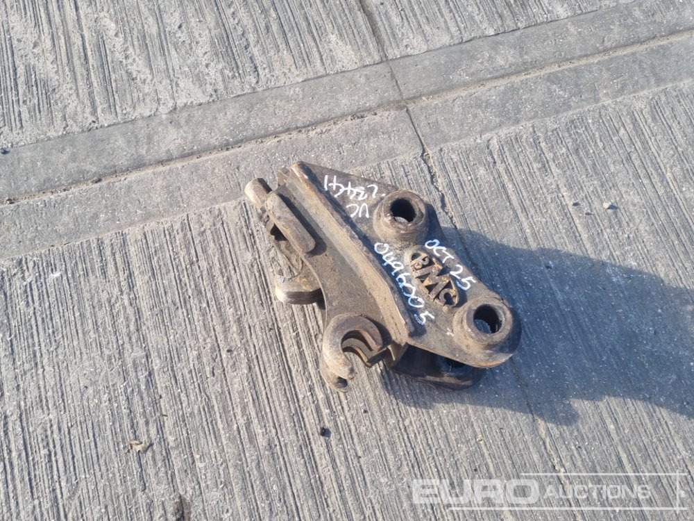 BMC Hydraulic Quick Hitch 40mm Pin to suit Mini Excavator - Rychloupínací: obrázek 3 BMC Hydraulic Quick Hitch 40mm Pin to suit Mini Excavator - Rychloupínací: obrázek 3