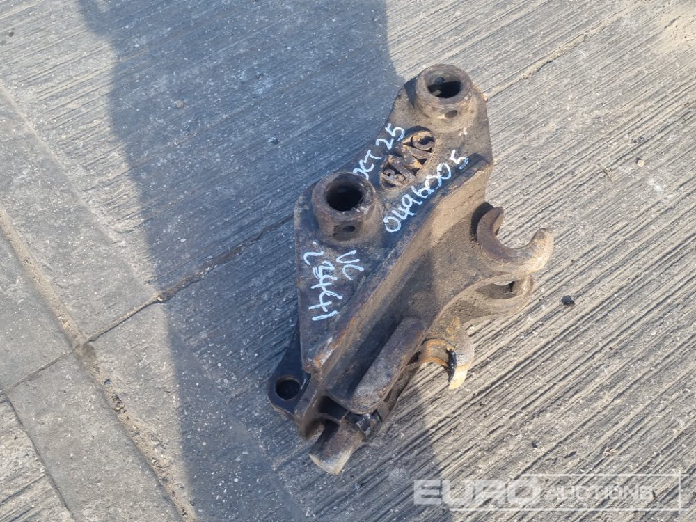 BMC Hydraulic Quick Hitch 40mm Pin to suit Mini Excavator - Rychloupínací: obrázek 1 BMC Hydraulic Quick Hitch 40mm Pin to suit Mini Excavator - Rychloupínací: obrázek 1