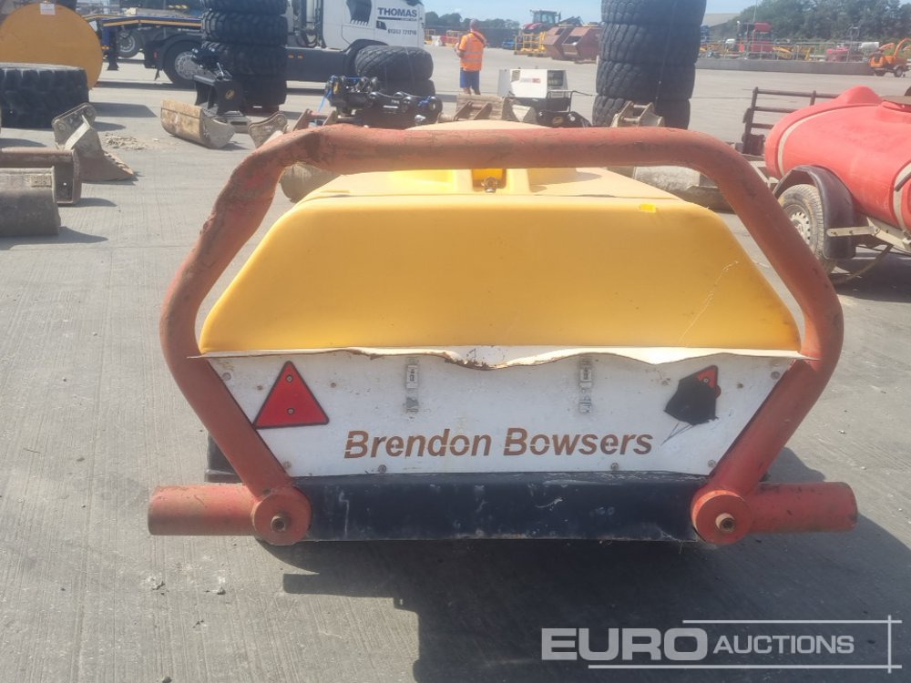 Brendon Bowsers Single Axle Plastic Water Bowser, 415Volt Motor - Skladovací nádrž: obrázek 4 Brendon Bowsers Single Axle Plastic Water Bowser, 415Volt Motor - Skladovací nádrž: obrázek 4