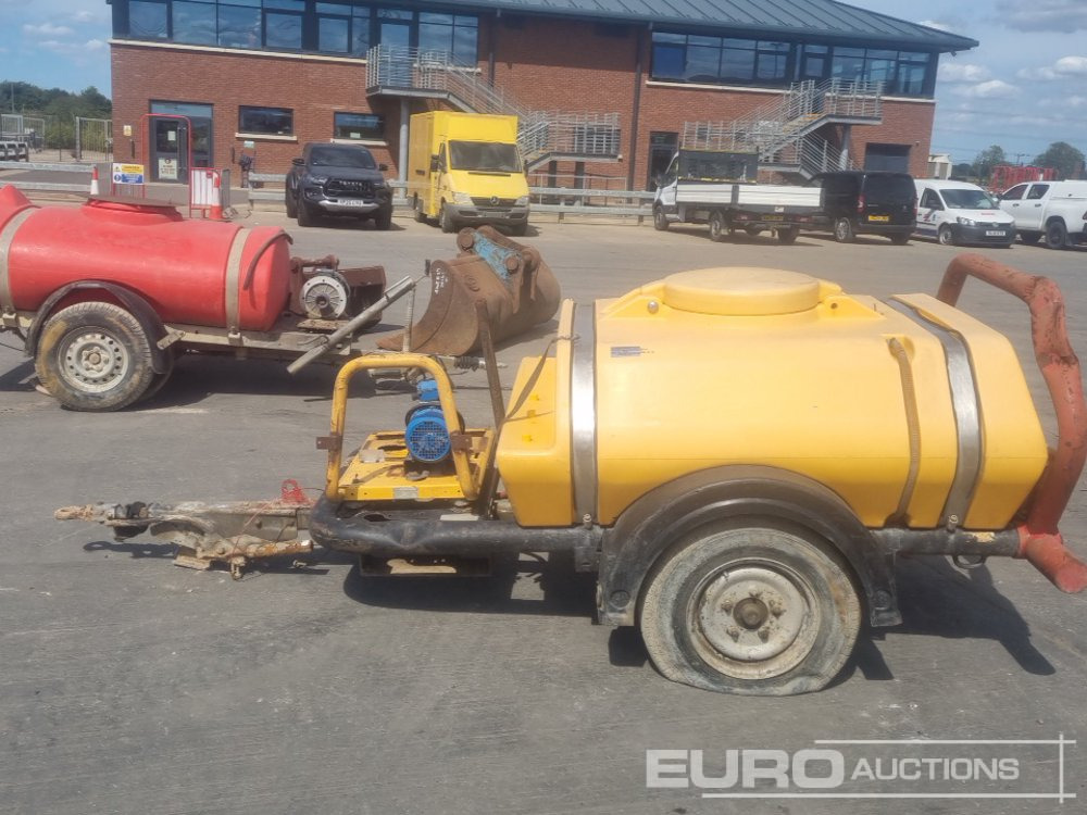 Brendon Bowsers Single Axle Plastic Water Bowser, 415Volt Motor - Skladovací nádrž: obrázek 2 Brendon Bowsers Single Axle Plastic Water Bowser, 415Volt Motor - Skladovací nádrž: obrázek 2