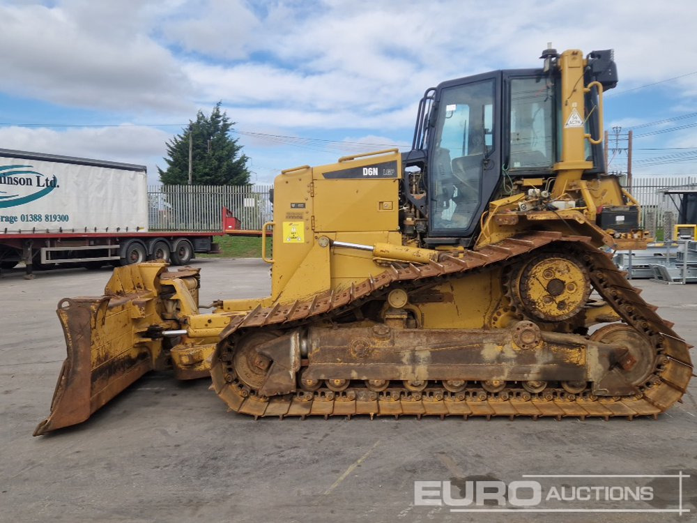 CAT D6N LGP - Buldozer: obrázek 2 CAT D6N LGP - Buldozer: obrázek 2