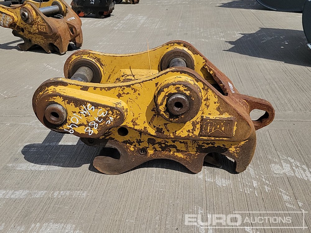 CAT Hydraulic Double Lock QH 80mm Pin to suit 20 Ton Excavator - Rychloupínací: obrázek 2 CAT Hydraulic Double Lock QH 80mm Pin to suit 20 Ton Excavator - Rychloupínací: obrázek 2