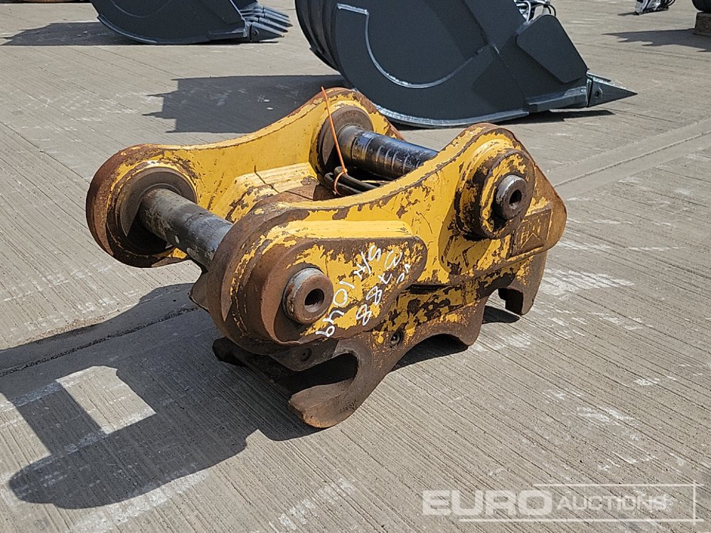 CAT Hydraulic Double Lock QH 80mm Pin to suit 20 Ton Excavator - Rychloupínací: obrázek 1 CAT Hydraulic Double Lock QH 80mm Pin to suit 20 Ton Excavator - Rychloupínací: obrázek 1