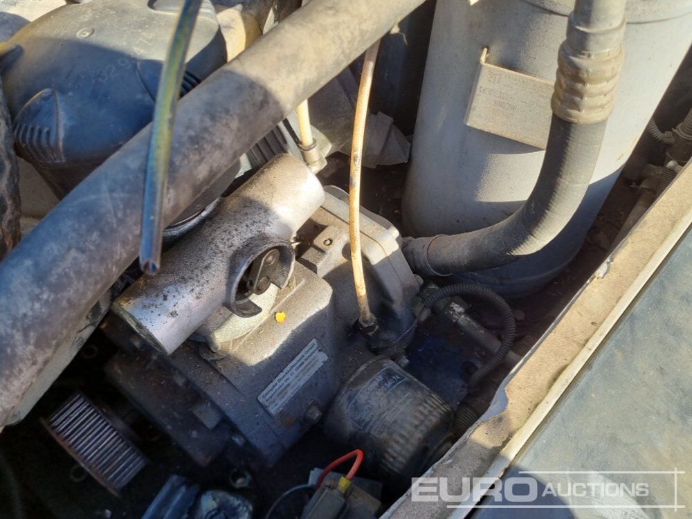 Mobilní kompresor Comp Air Compressor (Engine Missing), Atlas Copco Single Axle Compressor (Engine Missing), Comp Air Single Axle Compressor (Engine Missing): obrázek 27 Mobilní kompresor Comp Air Compressor (Engine Missing), Atlas Copco Single Axle Compressor (Engine Missing), Comp Air Single Axle Compressor (Engine Missing): obrázek 27