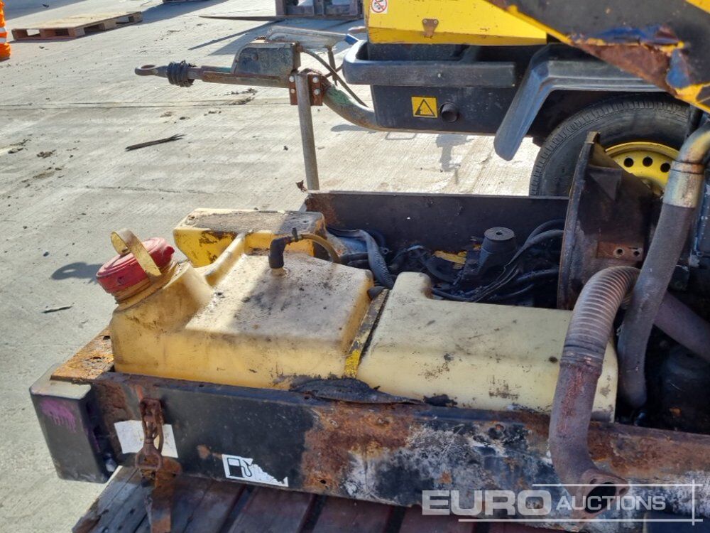 Mobilní kompresor Comp Air Compressor (Engine Missing), Atlas Copco Single Axle Compressor (Engine Missing), Comp Air Single Axle Compressor (Engine Missing): obrázek 20 Mobilní kompresor Comp Air Compressor (Engine Missing), Atlas Copco Single Axle Compressor (Engine Missing), Comp Air Single Axle Compressor (Engine Missing): obrázek 20