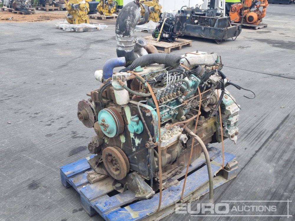 Cummins 6 Cylinder Engine - Motor: obrázek 5 Cummins 6 Cylinder Engine - Motor: obrázek 5