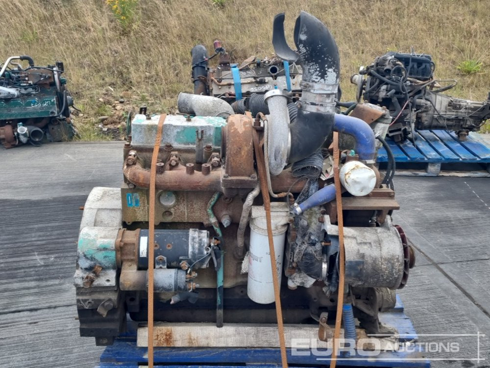 Cummins 6 Cylinder Engine - Motor: obrázek 2 Cummins 6 Cylinder Engine - Motor: obrázek 2