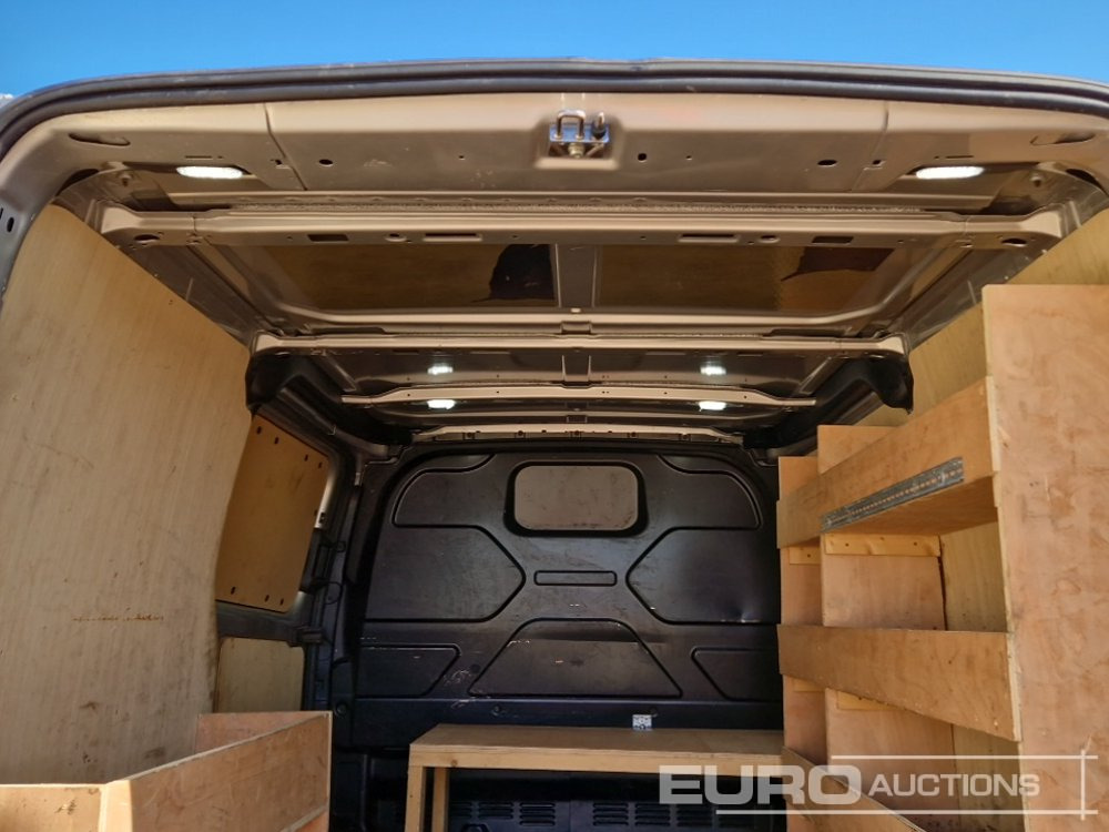 Dodávka 2021 Ford Transit Custom 300: obrázek 43