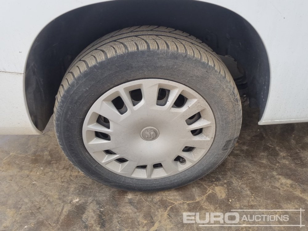Dodávka 2021 Vauxhall Combo: obrázek 11