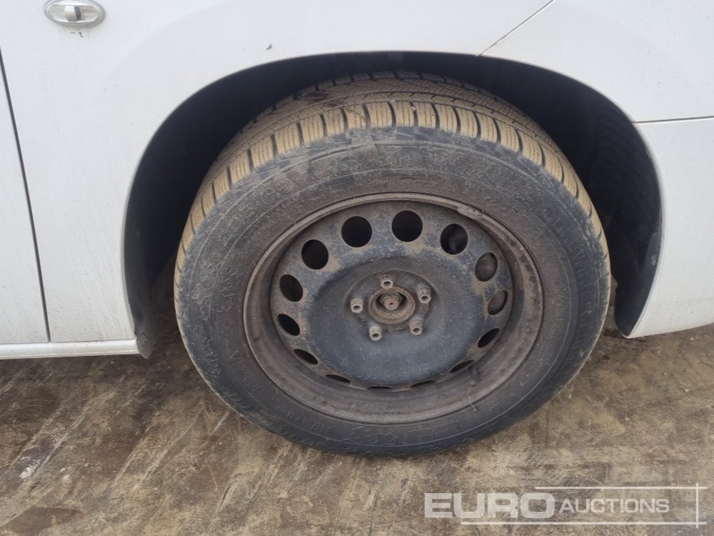 Dodávka 2021 Vauxhall Combo: obrázek 12