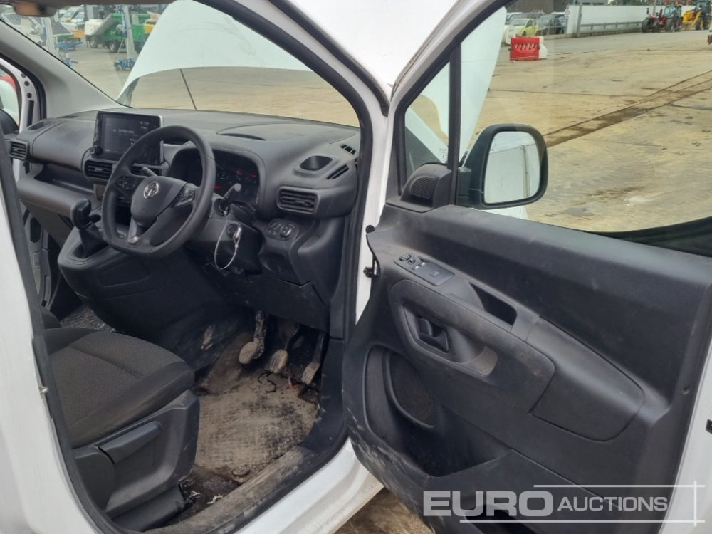 Dodávka 2021 Vauxhall Combo: obrázek 28