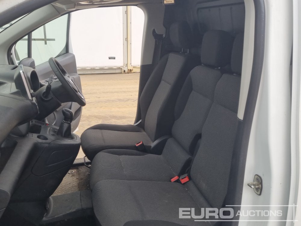 Dodávka 2021 Vauxhall Combo: obrázek 19