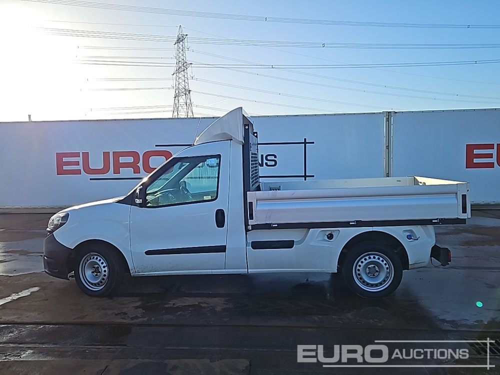 Fiat Doblo - Dodávka valník: obrázek 2 Fiat Doblo - Dodávka valník: obrázek 2