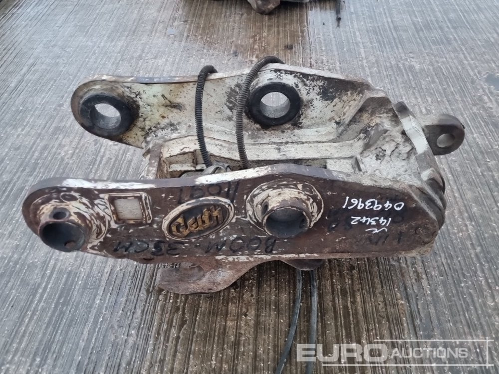 Geith Hydraulic Double Lock Quick Hitch 80mm Pin to suit 20 Ton Excavator - Rychloupínací: obrázek 2 Geith Hydraulic Double Lock Quick Hitch 80mm Pin to suit 20 Ton Excavator - Rychloupínací: obrázek 2