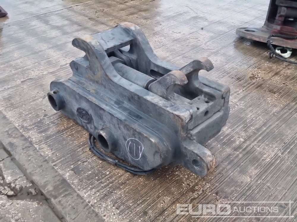 Geith Hydraulic Quick Hitch 80mm Pin to suit 20 Ton Excavator - Rychloupínací: obrázek 3 Geith Hydraulic Quick Hitch 80mm Pin to suit 20 Ton Excavator - Rychloupínací: obrázek 3