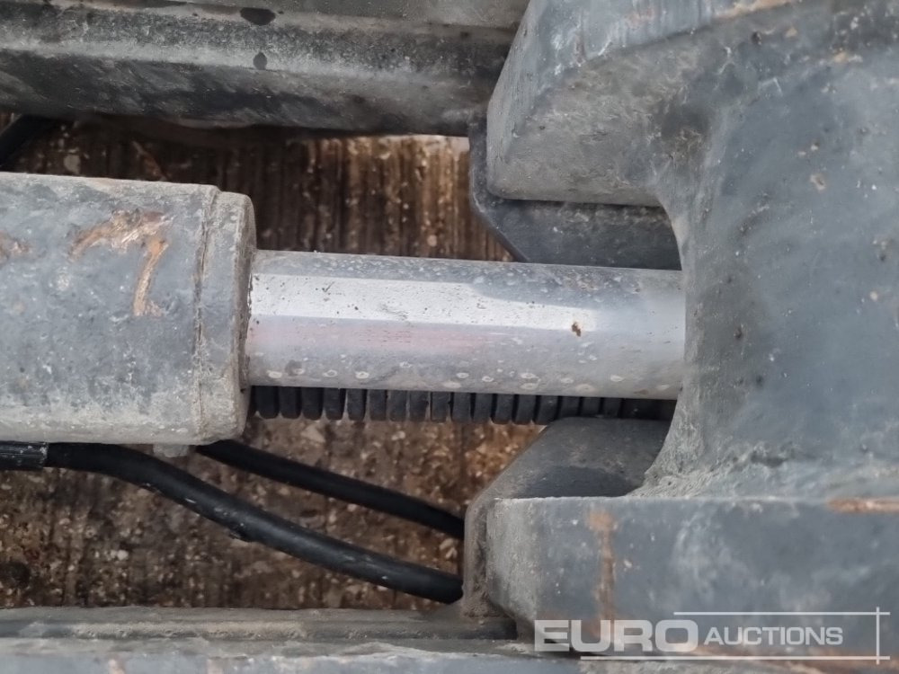 Rychloupínací Geith Hydraulic Quick Hitch 80mm Pin to suit 20 Ton Excavator: obrázek 10 Rychloupínací Geith Hydraulic Quick Hitch 80mm Pin to suit 20 Ton Excavator: obrázek 10