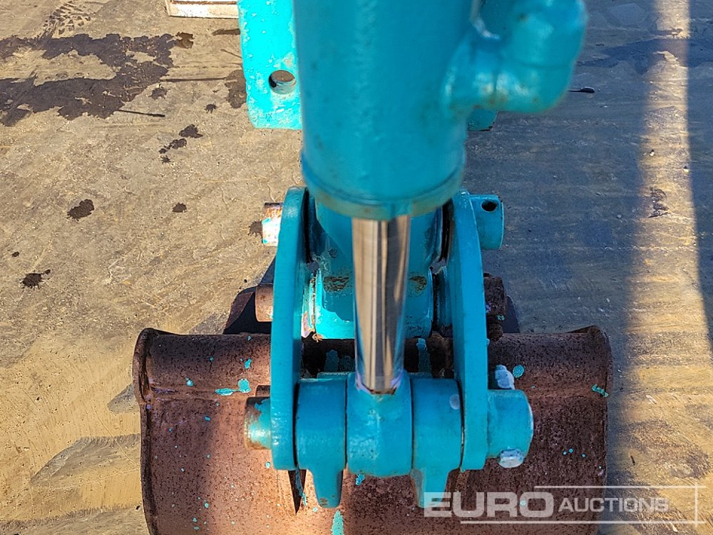 Mini rýpadlo Hitachi EX8: obrázek 30