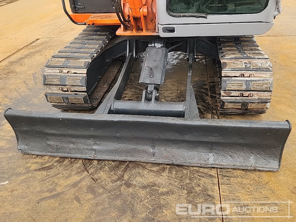 Mini rýpadlo Hitachi ZX60: obrázek 13
