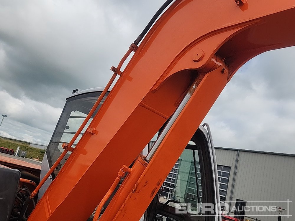 Mini rýpadlo Hitachi ZX60: obrázek 25