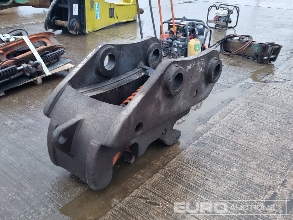 Hydraulic Double Lock Quick Hitch 110mm Pin to suit 50 Ton Excavator - Rychloupínací: obrázek 5 Hydraulic Double Lock Quick Hitch 110mm Pin to suit 50 Ton Excavator - Rychloupínací: obrázek 5