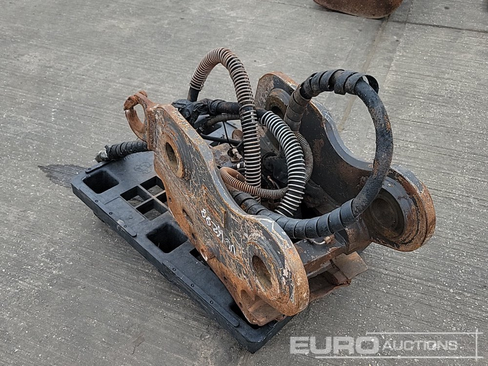 Hydraulic Double Lock Quick Hitch 65mm Pin to suit 13 Ton Excavator - Rychloupínací: obrázek 3 Hydraulic Double Lock Quick Hitch 65mm Pin to suit 13 Ton Excavator - Rychloupínací: obrázek 3